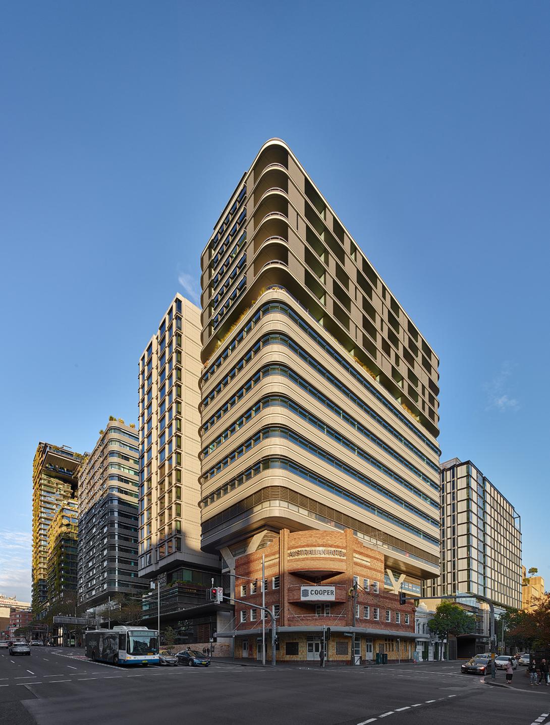 Zoomed out shot of Duo Central Park