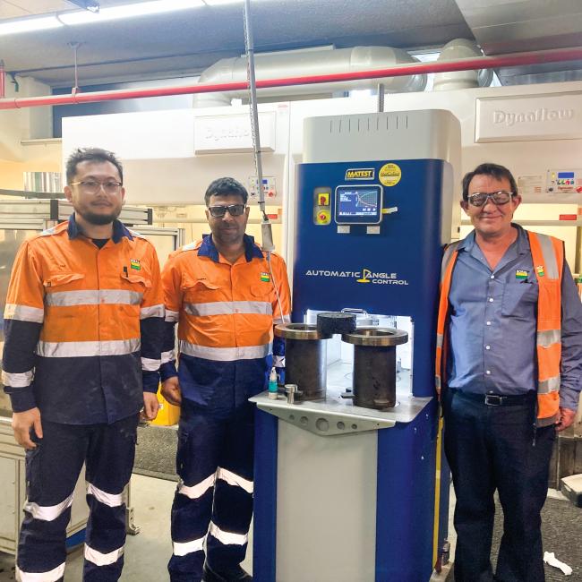Baulkham Hills team with Superpave compactor - Sam Puxuan Ma, Edward Chandrathas, George Prudnyk